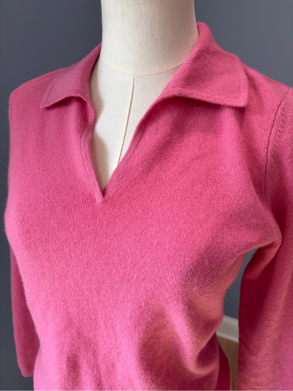 Charter Club Petite 100% Cashmere Pink Collared V Neck Sweater Petite P - Picture 3 of 7